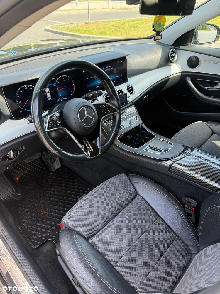 Mercedes-Benz Klasa E 220 d 4-Matic AMG - 6