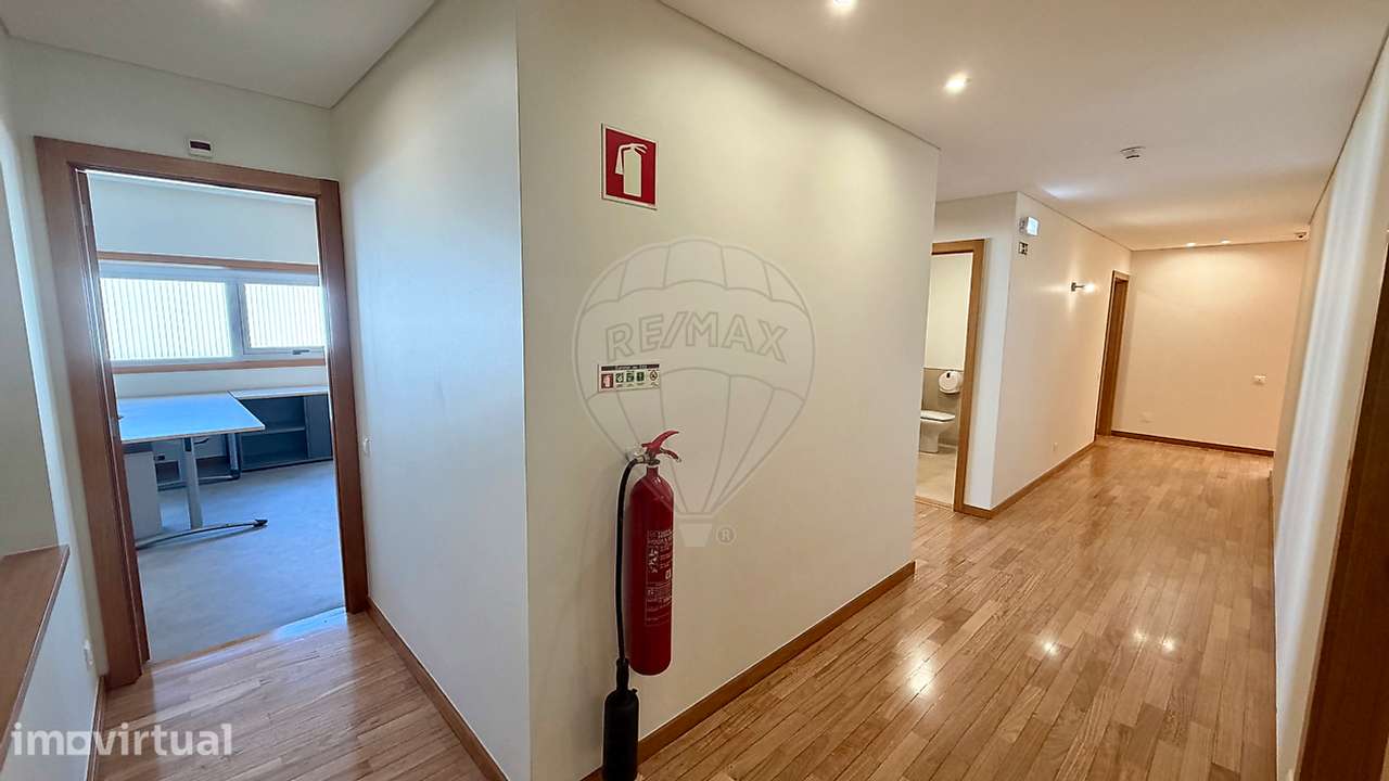 Armazém T0 para arrendamento - Grande imagem: 3/43