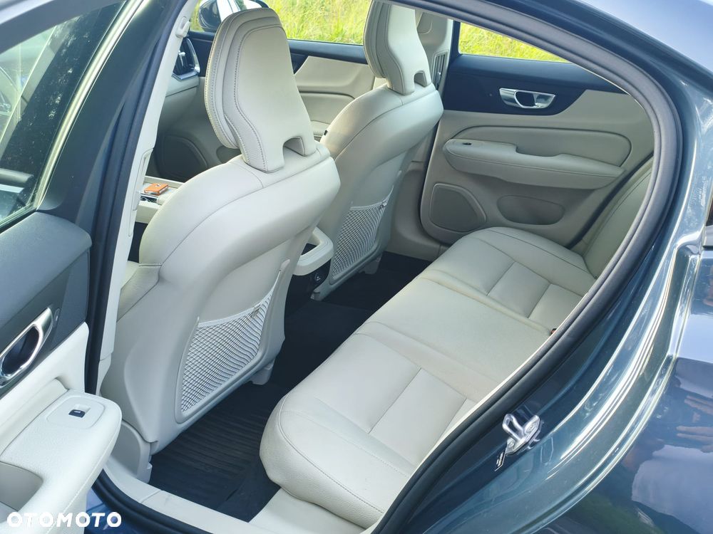 Volvo S60 T5 Geartronic Momentum - 19