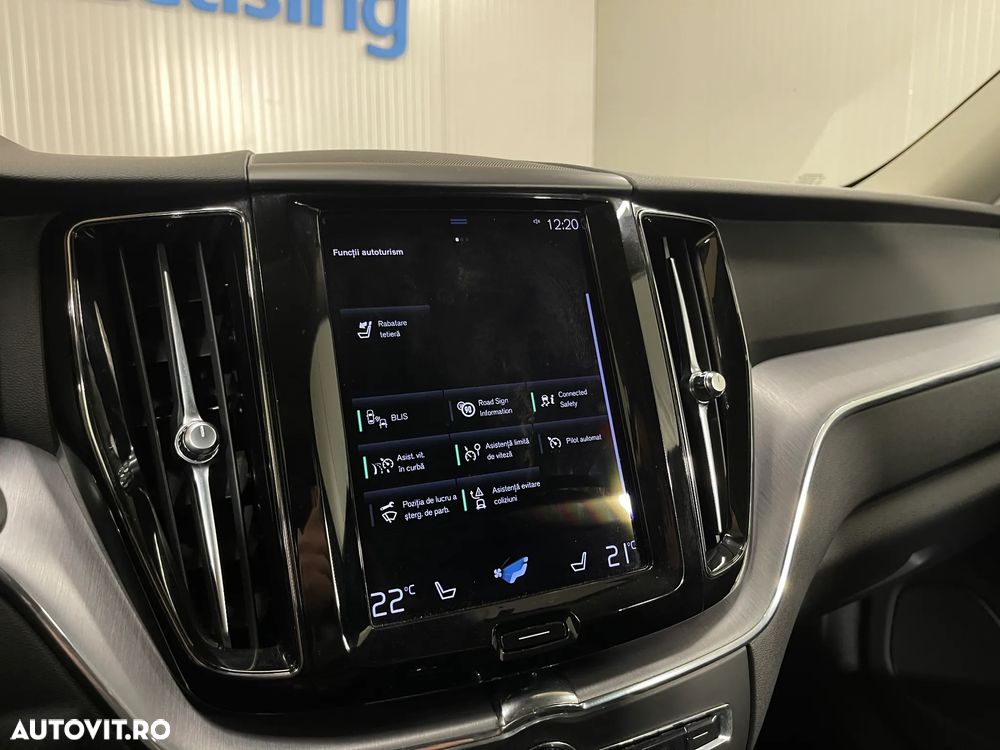 Volvo XC 60 T6 AWD Recharge Geartronic Inscription - 20