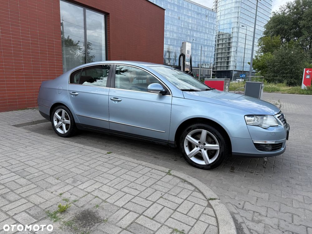 Volkswagen Passat 1.8 TSI Comfortline - 4