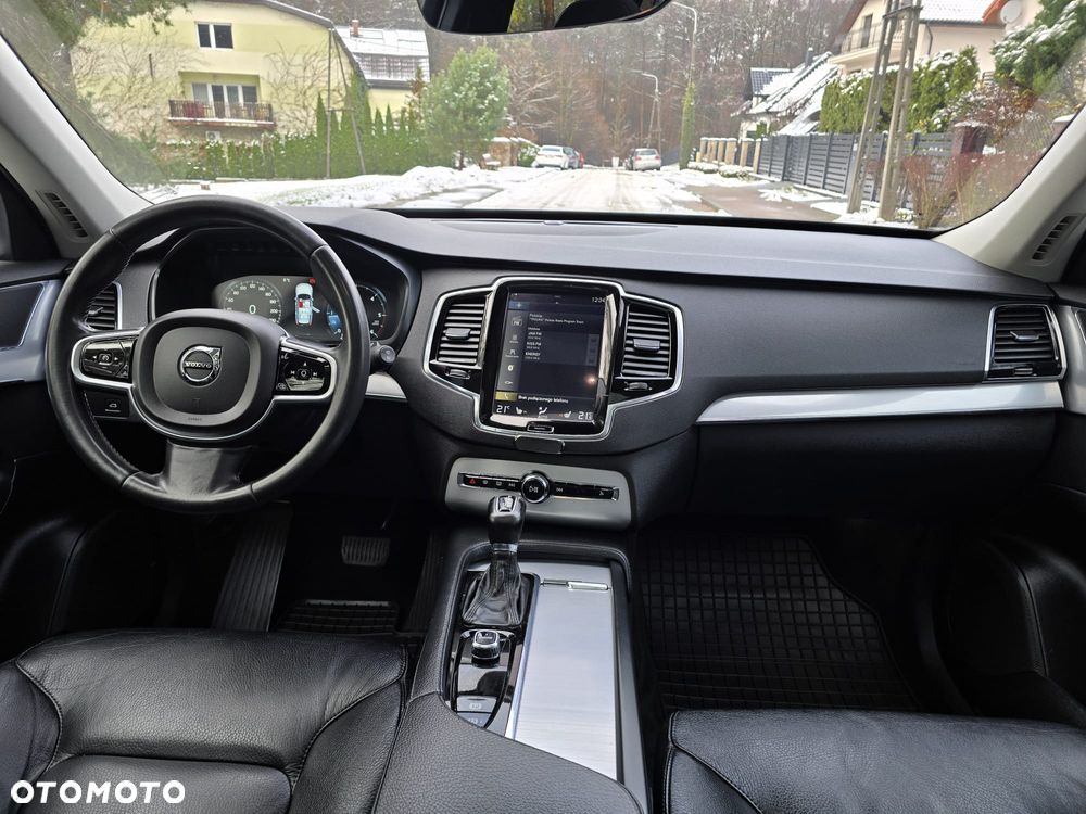 Volvo XC 90 D5 AWD Geartronic Momentum - 14