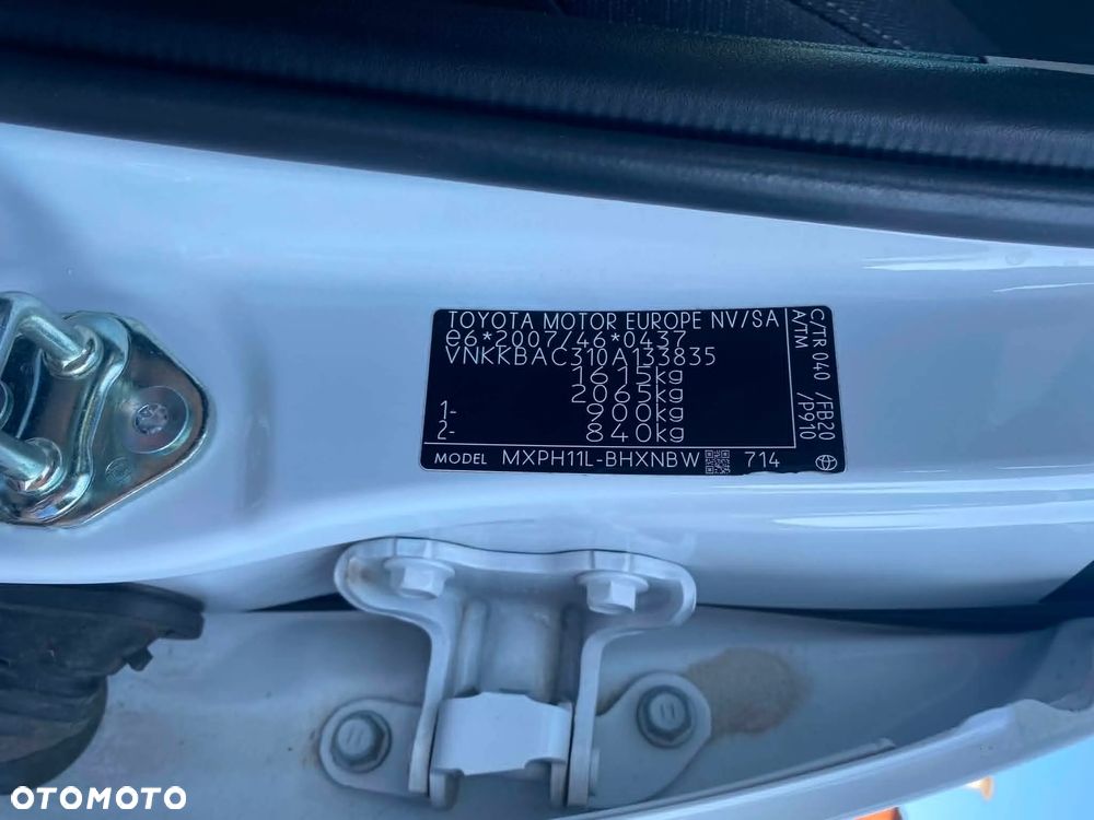Toyota Yaris - 21