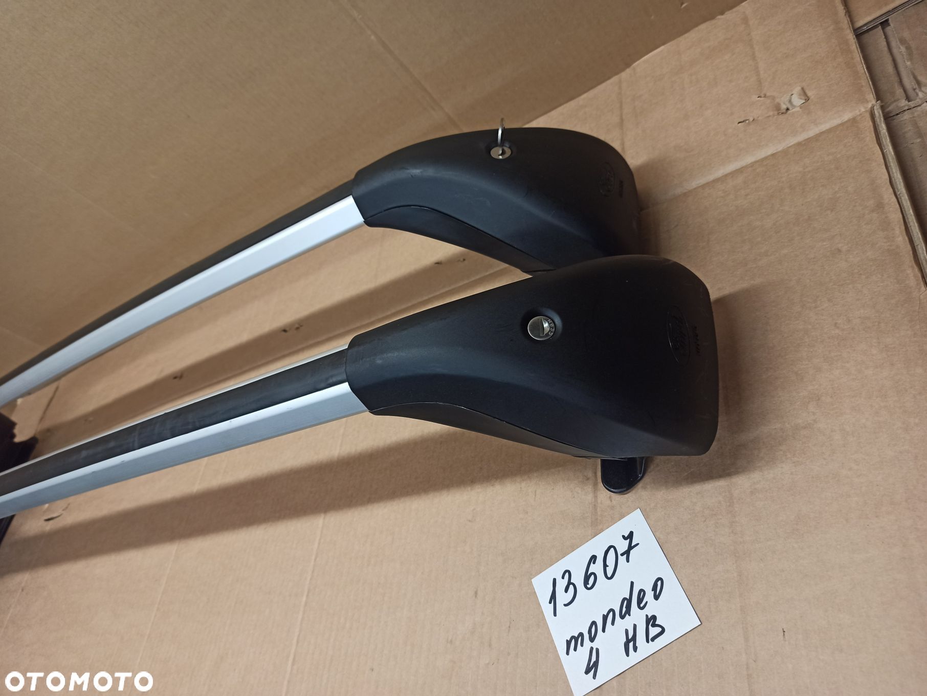 Bagażnik dachowy bazowy belki poprzeczki Ford Mondeo 4 2007-2014 Hatchback Sedan - 1