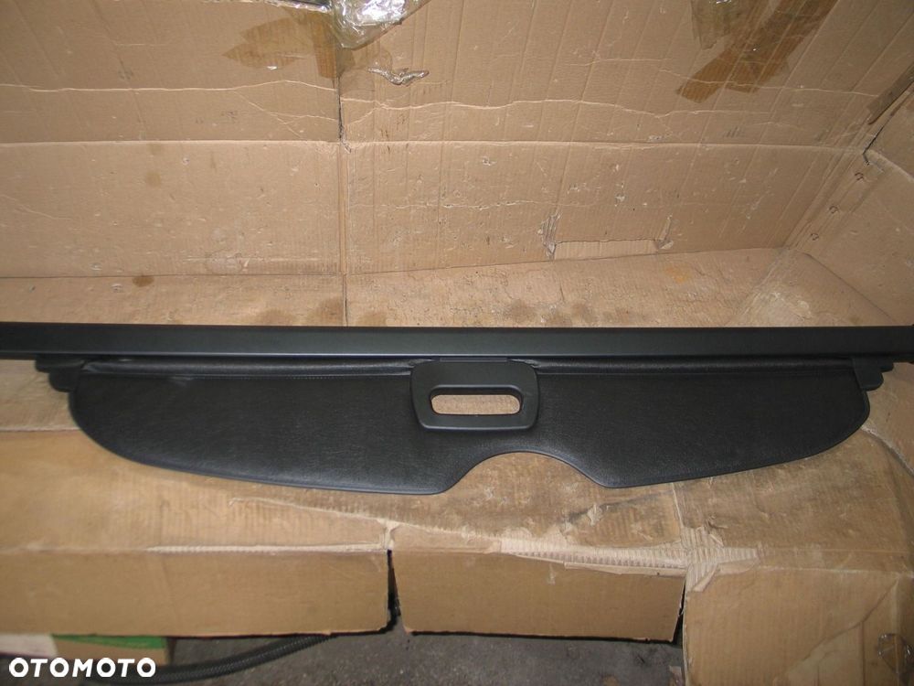 roleta bagaznika jeep grand cherokee WK2 8903102112 czarna - 1