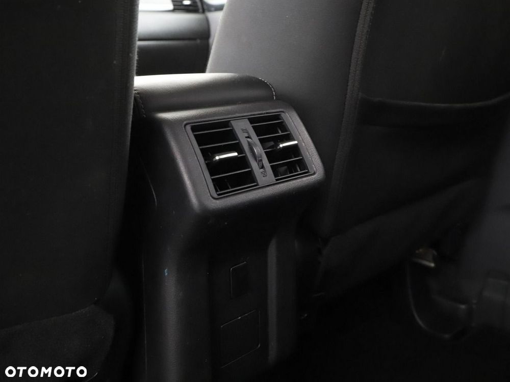 Mitsubishi Outlander 2.0 2WD CVT Edition+ - 35