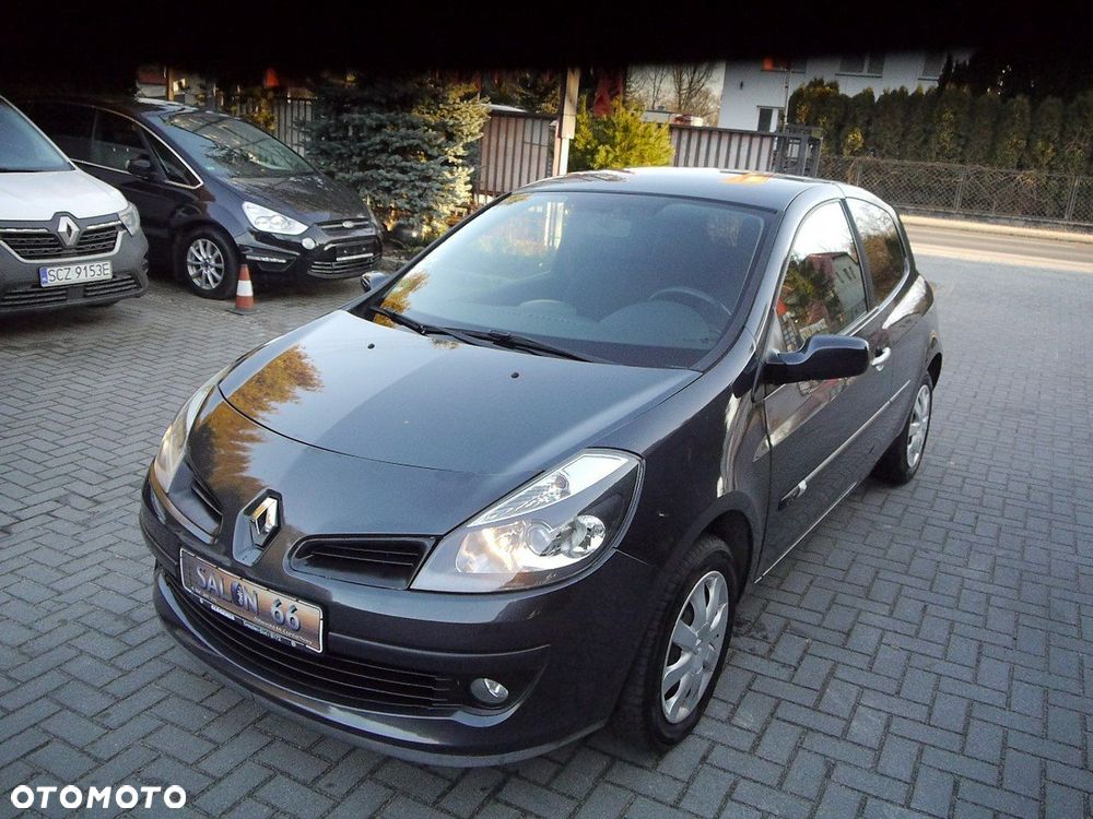Renault Clio 1.5 dCi Privilege - 4