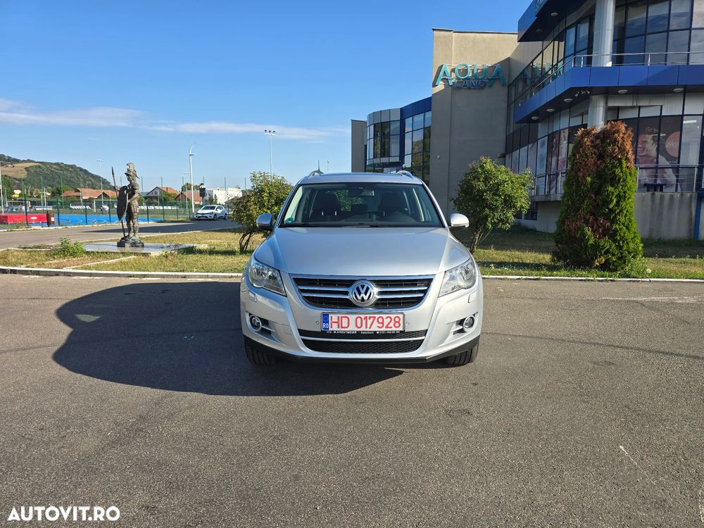 Volkswagen Tiguan - 2