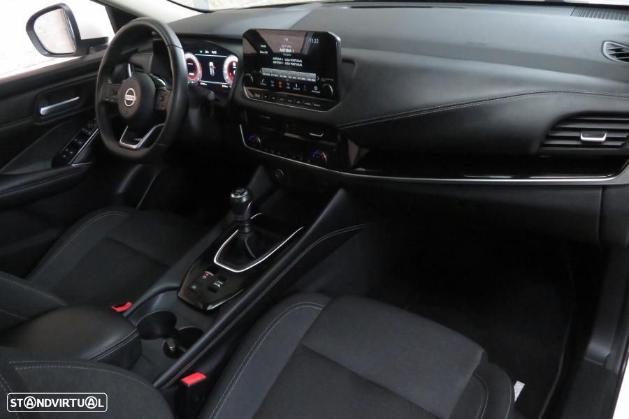 Nissan Qashqai 1.3 DIG-T Premiere Edition - 11