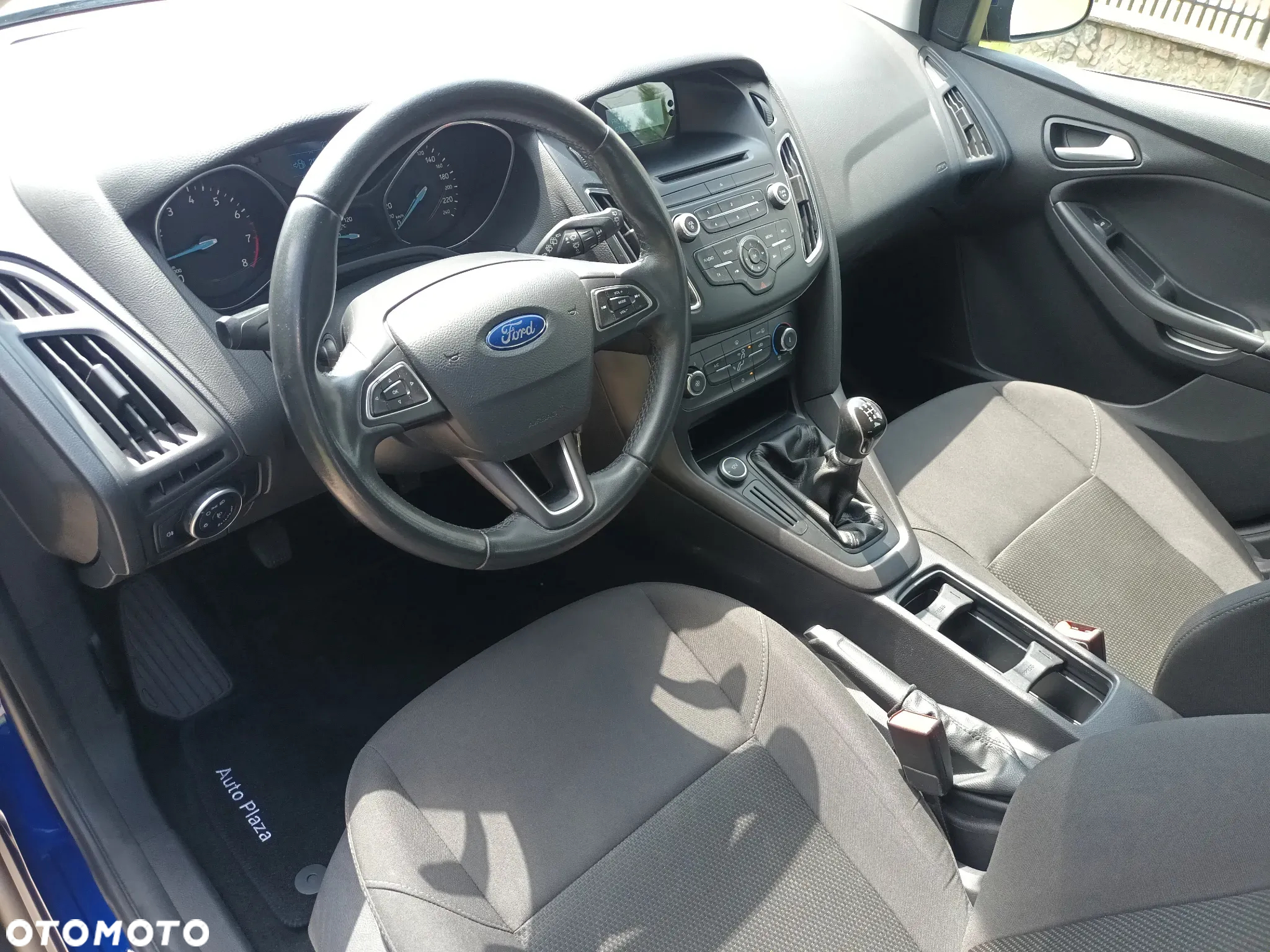Ford Focus 1.6 Trend - 9