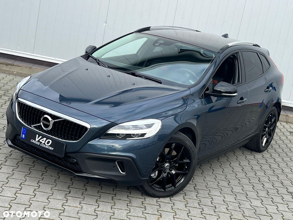 Volvo V40 Cross Country - 15