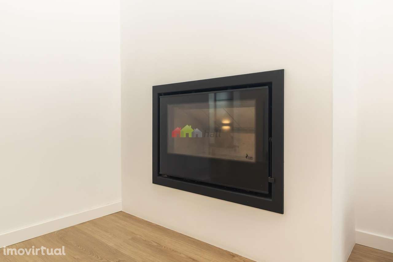 Moradia T3+1 - Gaio-Rosário: Modernidade, Conforto e Lazer c/ Piscina - Grande imagem: 4/60