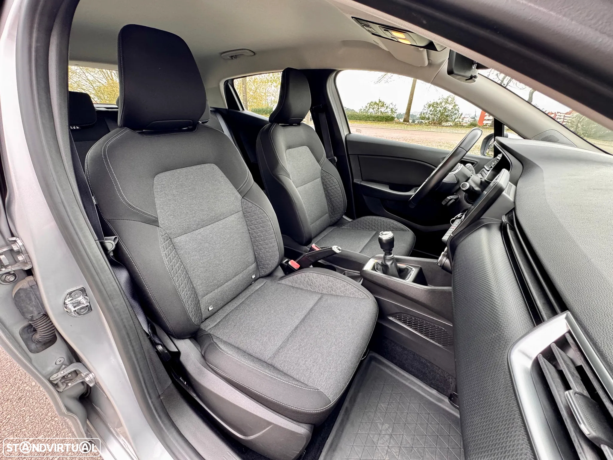 Renault Clio 1.0 TCe Intens - 16