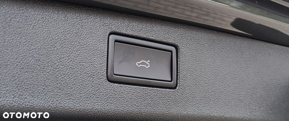 Volkswagen Tiguan - 26