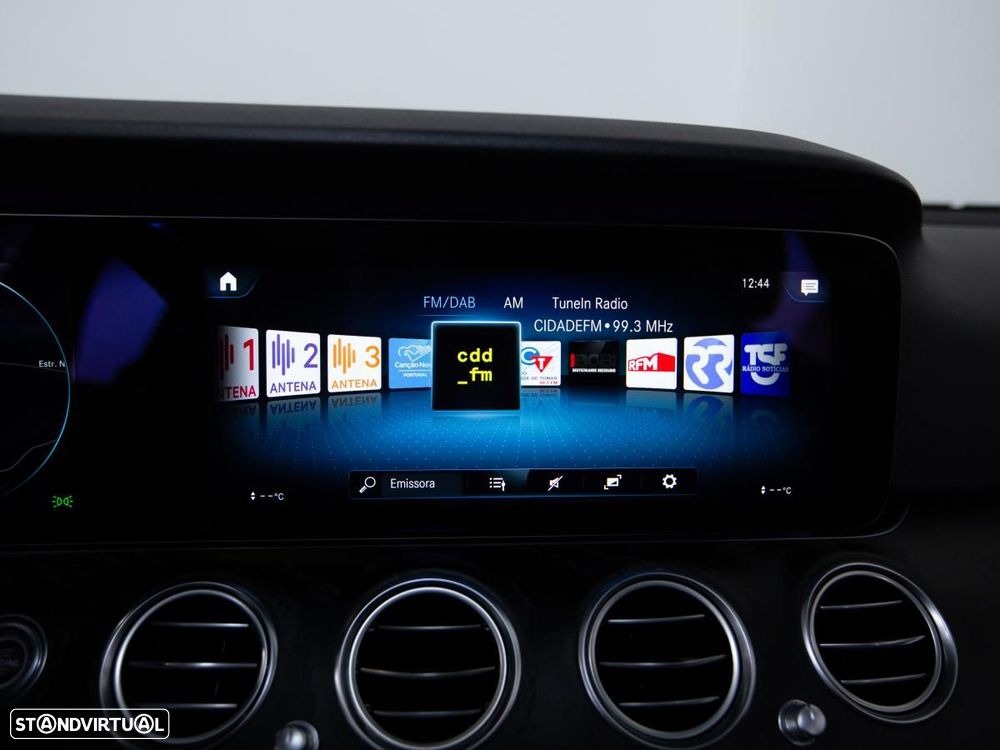 Mercedes-Benz E 300 de T 9G-TRONIC AMG Line - 36