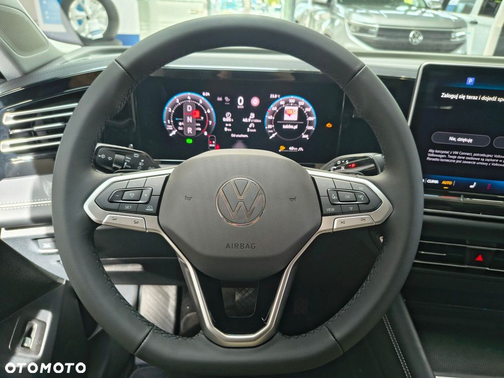 Volkswagen Tiguan - 19