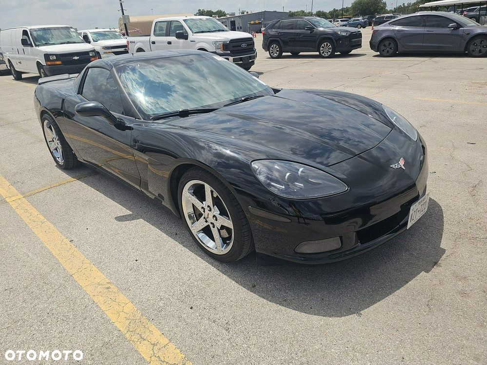 Chevrolet Corvette - 1