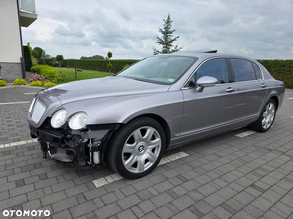 Bentley Flying Spur - 39