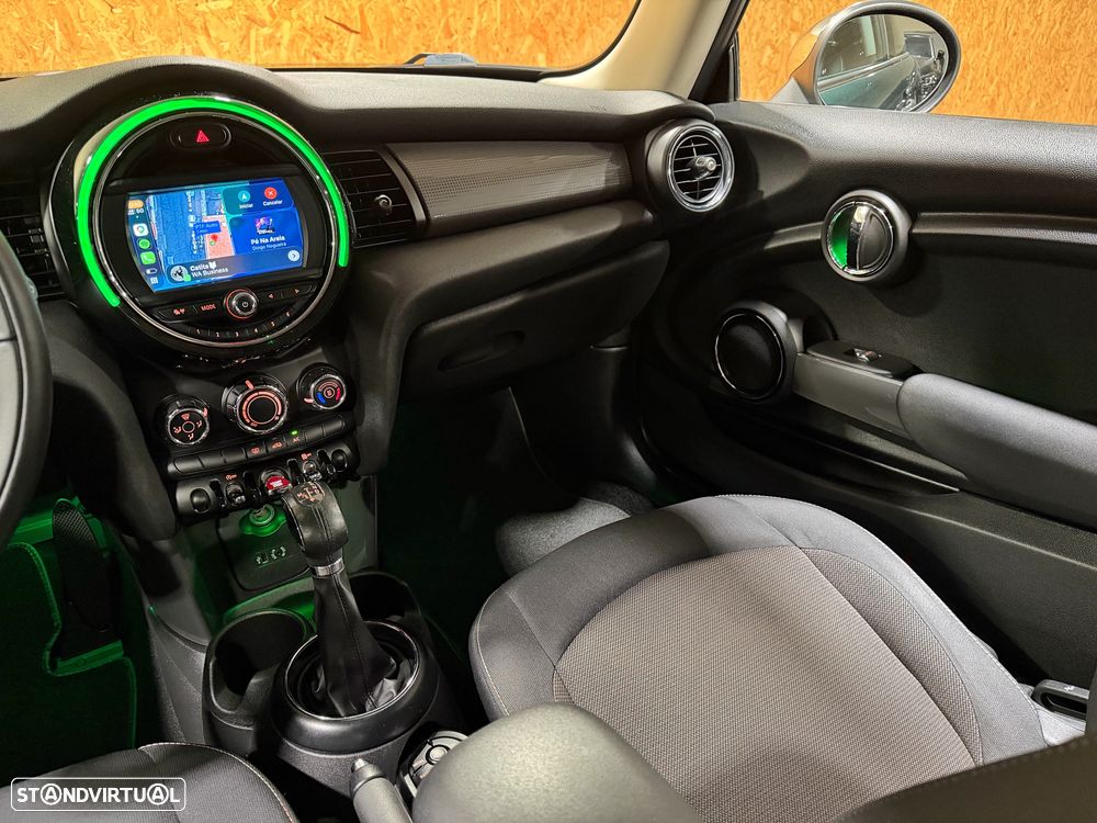 MINI 3 Portas Cooper D Aut. - 9