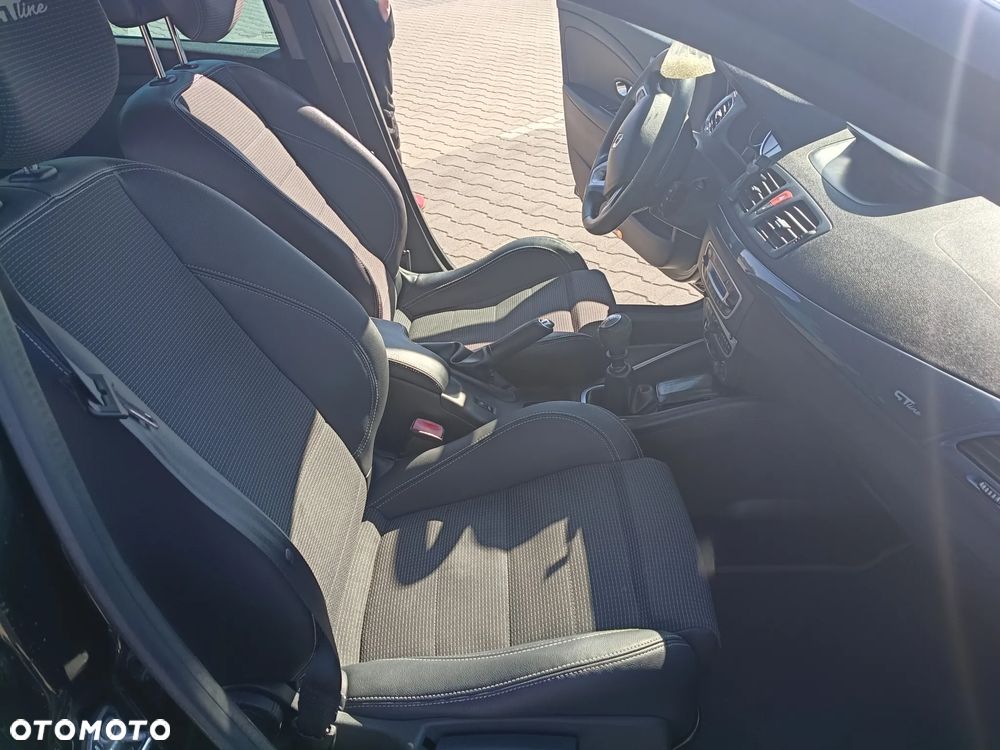 Renault Megane 1.9 dCi FAP Dynamique - 9