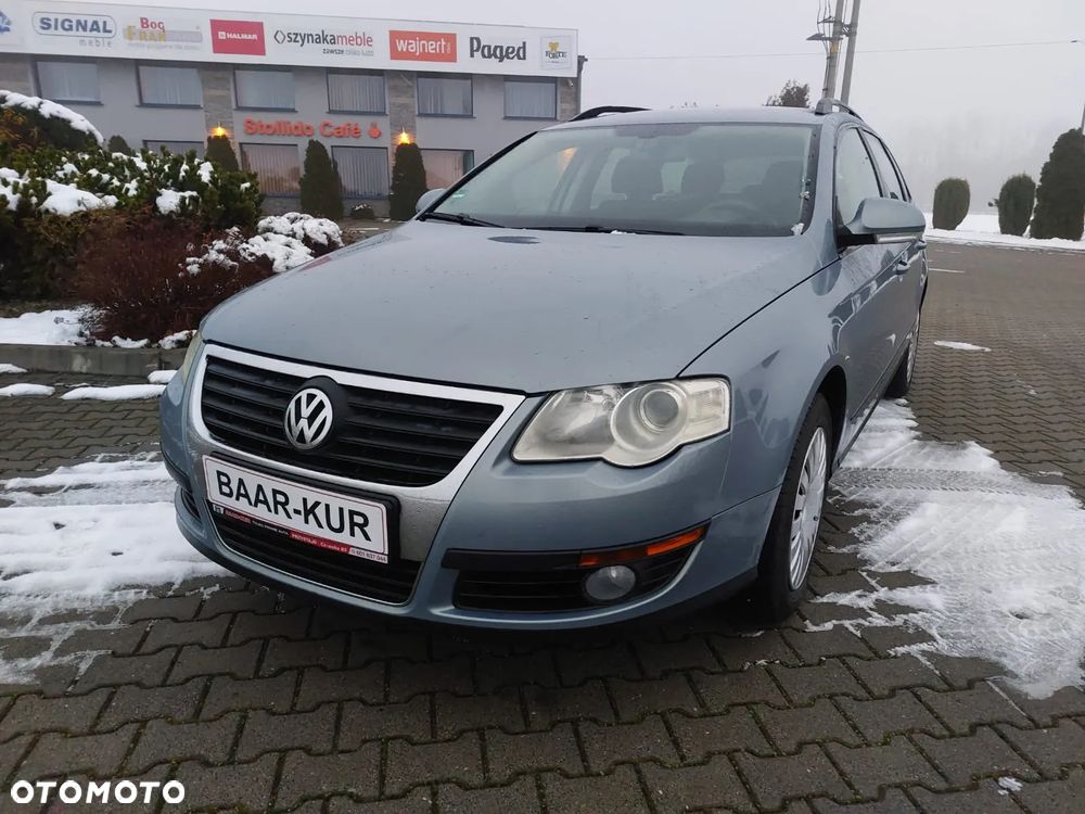Volkswagen Passat 1.6 Comfortline Family - 1