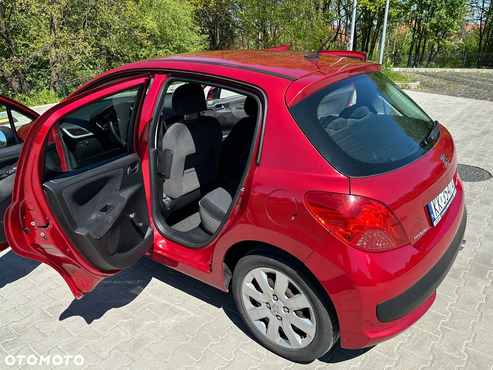 Peugeot 207 1.6 Trendy - 10
