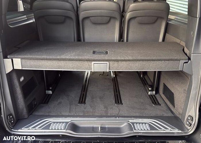 Mercedes-Benz V 300 d Extralang 9G-TRONIC - 17