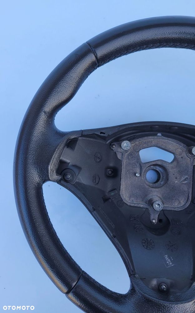 KIEROWNICA BMW E90 E91 E92 E93 E81 E82 E87 E88 X1 E84 SPORT BARDZO ŁADNA (314) - 3
