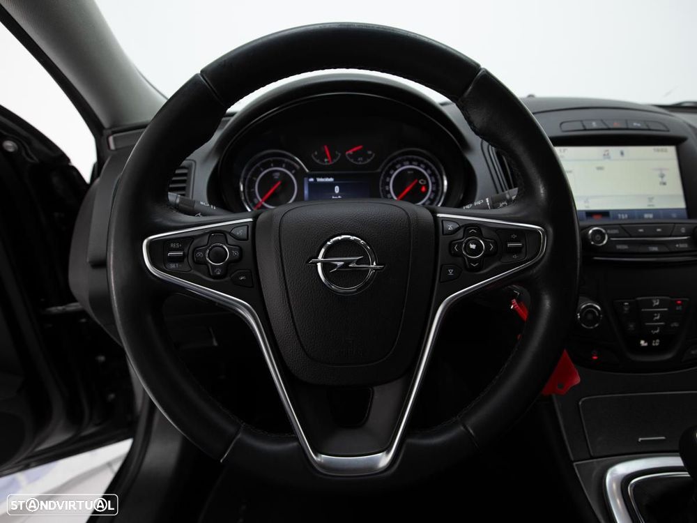 Opel Insignia Sports Tourer - 17