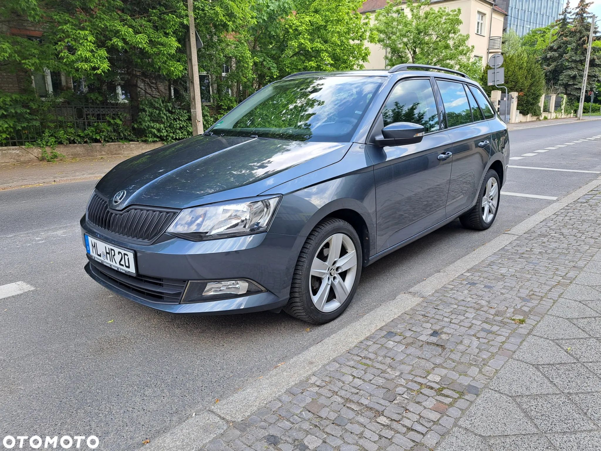 Skoda Fabia 1.0 TSI Active - 1