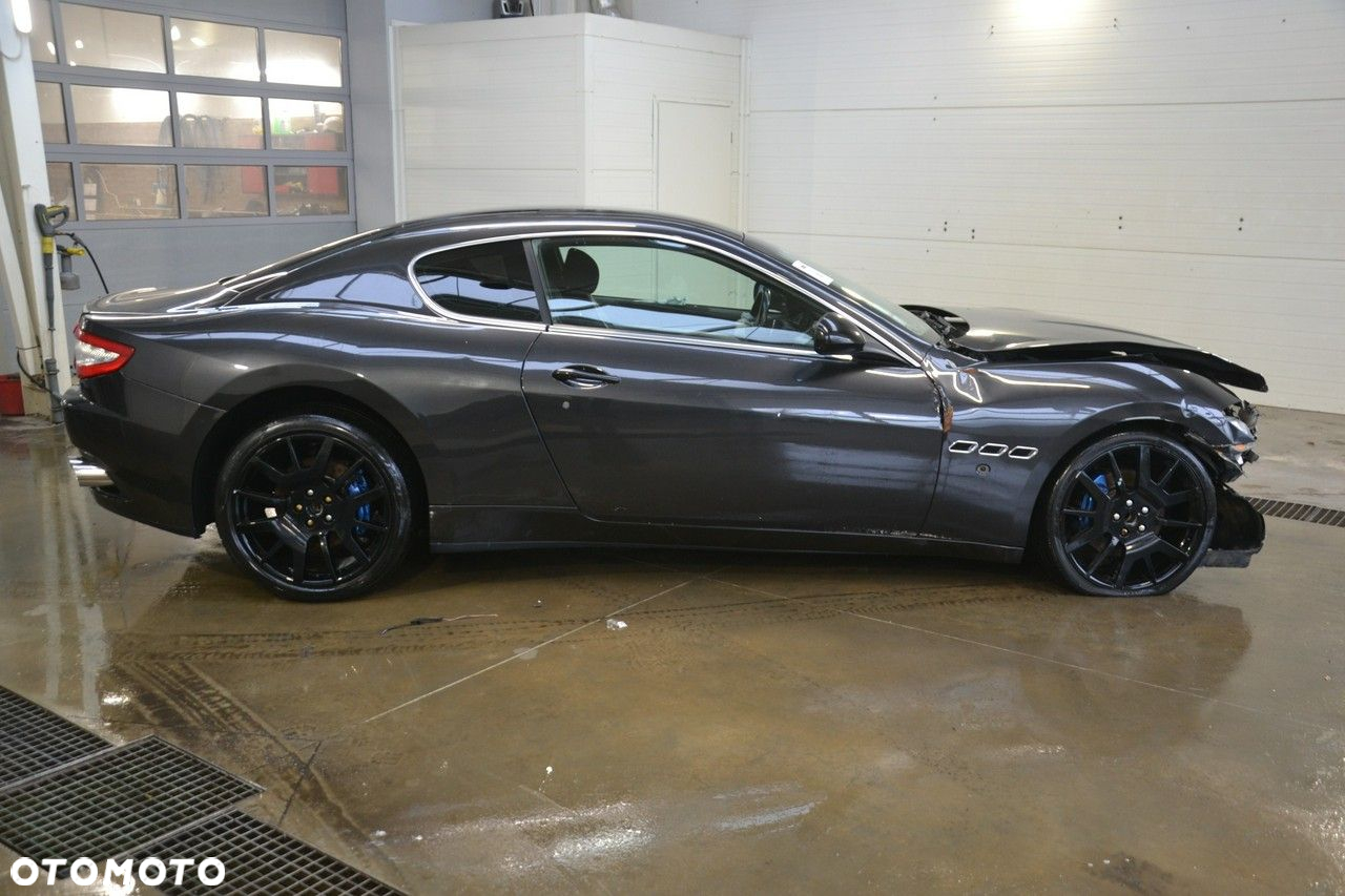 Maserati GranTurismo - 8