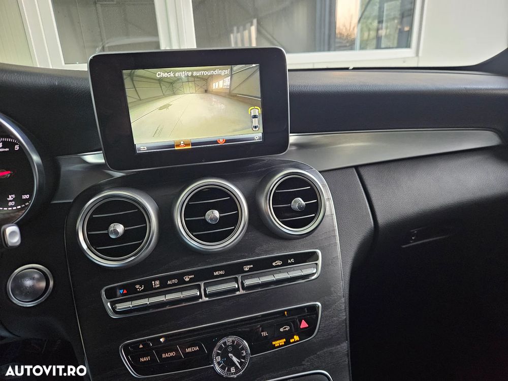 Mercedes-Benz C 180 Coupe 7G-TRONIC AMG Line - 32