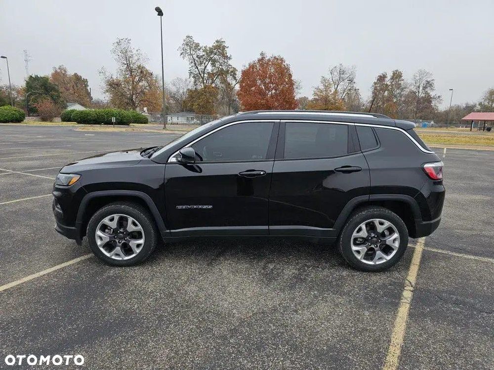 Jeep Compass - 4