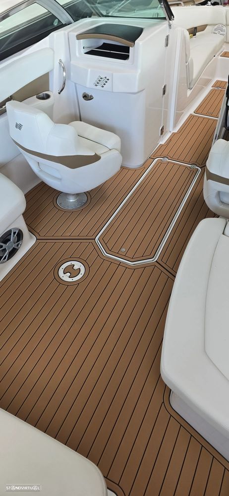 Four Winns H260 - 17