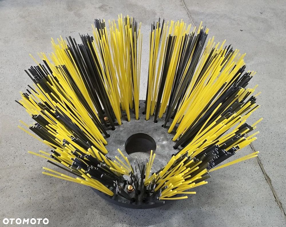 Szczotka boczna talerzowa do zamiatarki Pronar Agata Metal-Technik 320/500MIX - 2