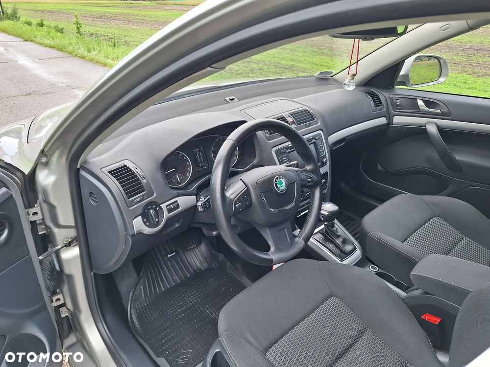 Skoda Octavia 2.0 TDI DPF Elegance DSG - 7