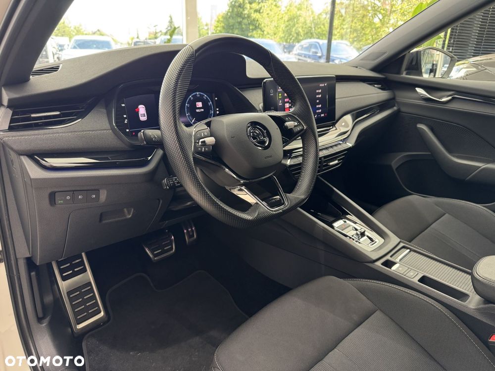 Skoda Octavia 2.0 TSI 4x4 Sportline DSG - 8