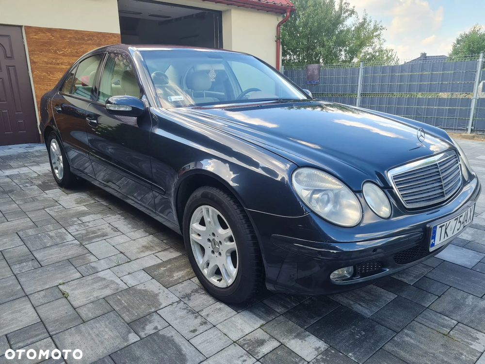 Mercedes-Benz Klasa E 200 CDI Classic DPF - 2