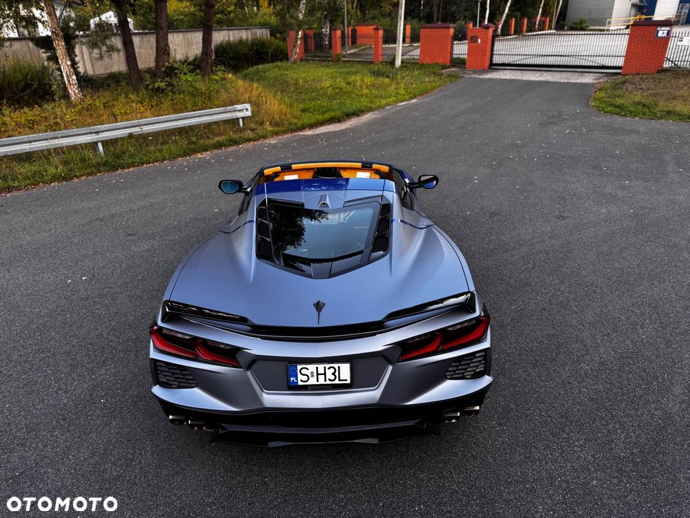 Chevrolet Corvette - 10