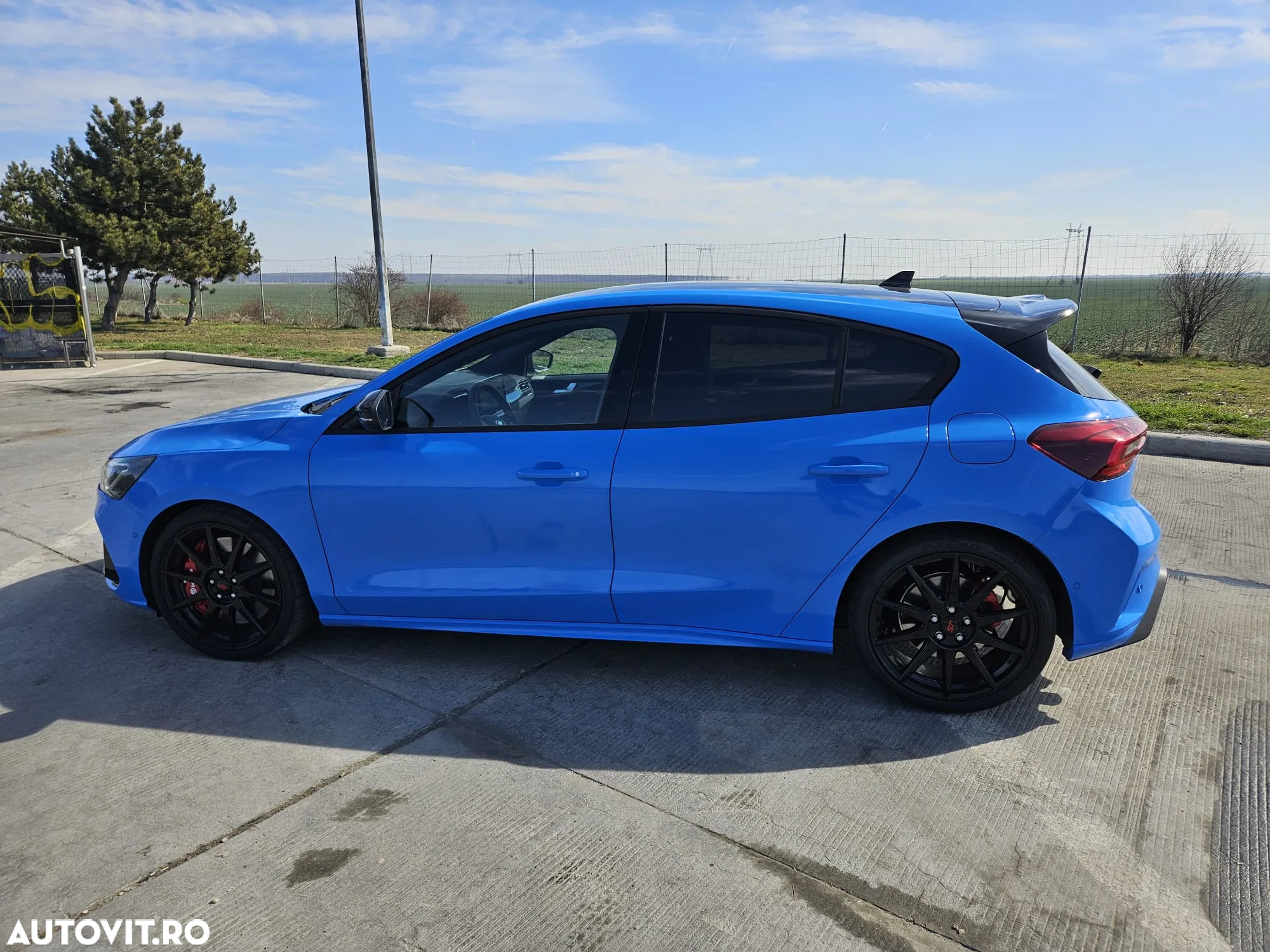 Ford Focus 2.3 Ecoboost 6MT ST X - 7