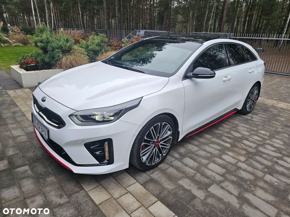 Kia ProCeed 1.6 T-GDI GT DCT - 2