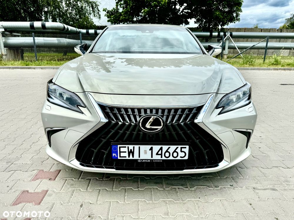 Lexus ES 300h Prestige - 5