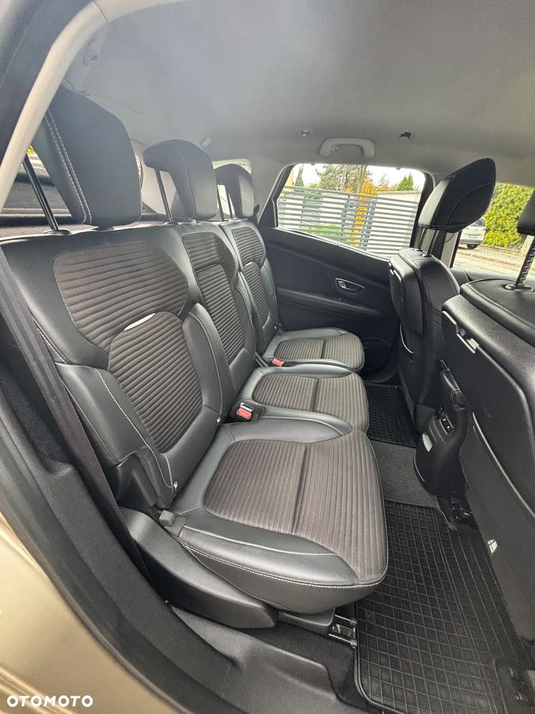 Renault Scenic - 9