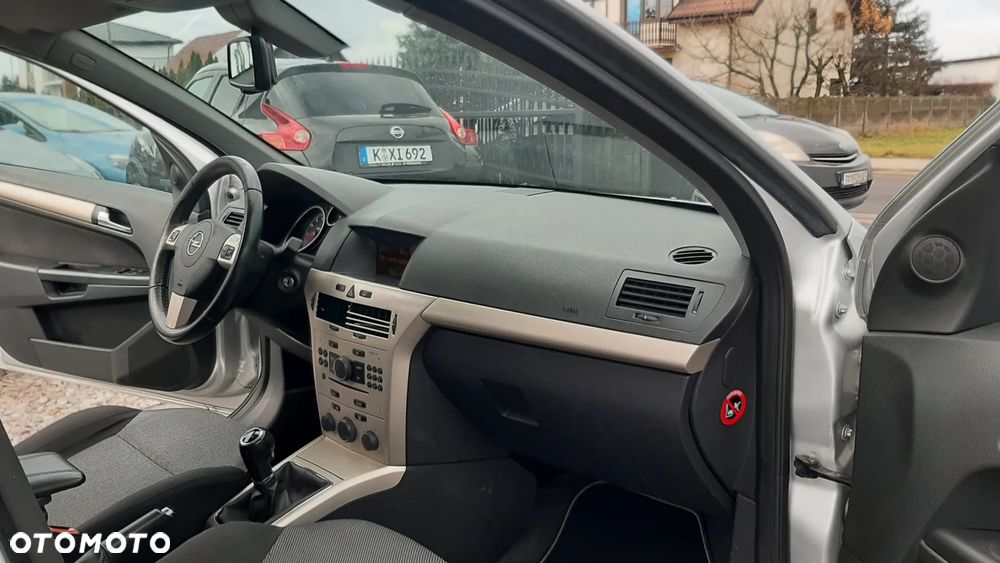 Opel Astra 1.4 Innovation - 18