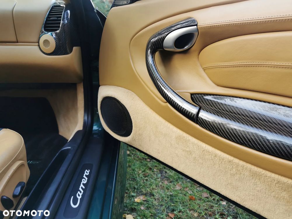 Porsche 911 Carrera Cabrio - 11