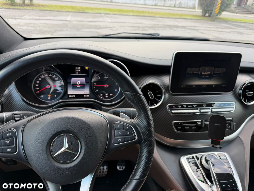 Mercedes-Benz Klasa V 300 d 4-Matic Avantgarde 9G-Tronic (d³ugi) - 9