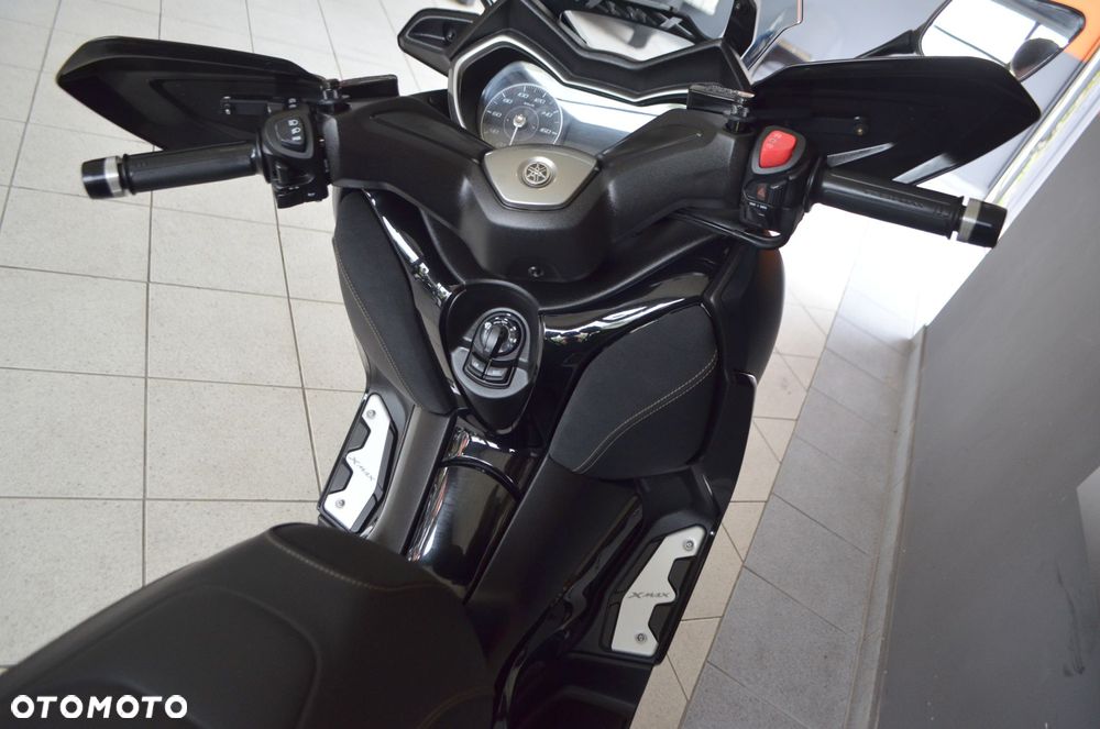 Yamaha X-max - 31