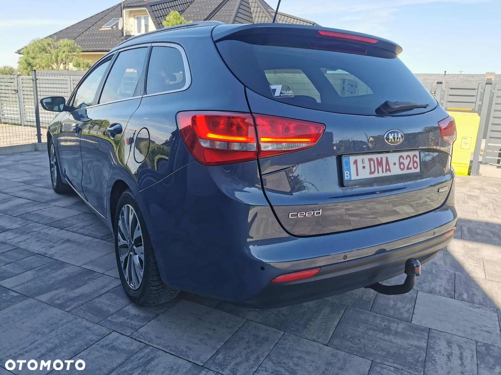 Kia Ceed - 15