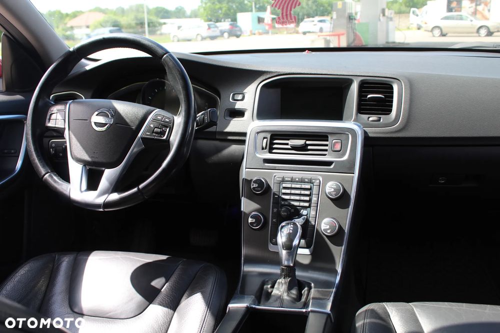 Volvo S60 2.5 T5 - 18