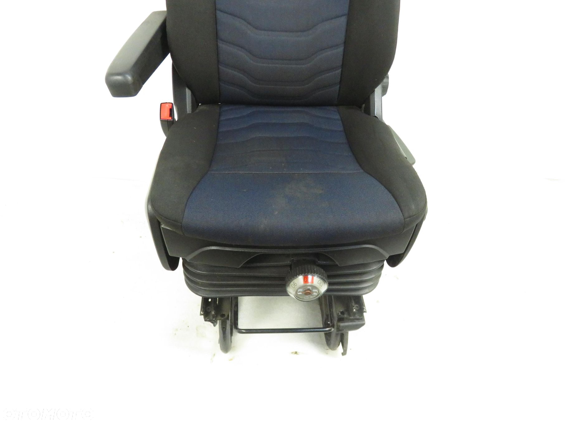 FOTEL KIEROWCY IVECO DAILY VI Furgon - 8